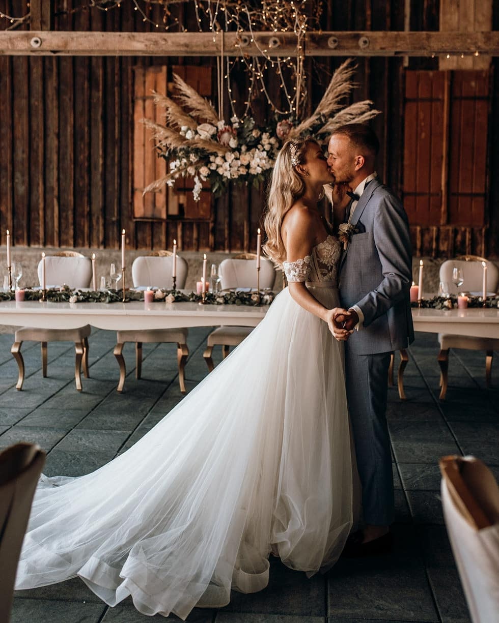 Bmbridal Off-the-Shoulder Tulle Wedding Dress Boho Lace Long-BMbridal