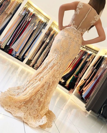 Bmbridal V-Neck Sleeveless Mermaid Evening Dress Lace Appliques