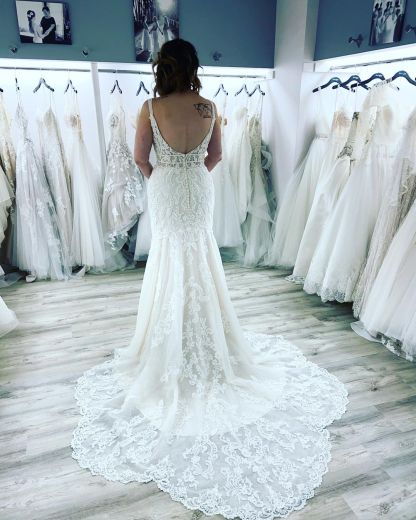 Gorgeous Spaghetti Straps Lace Mermaid Sweetheart Wedding Dress with Appliques Floor-Length