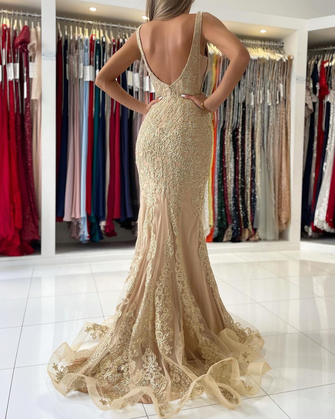 Bmbridal V-Neck Sleeveless Mermaid Prom Dress With Gold Appliques