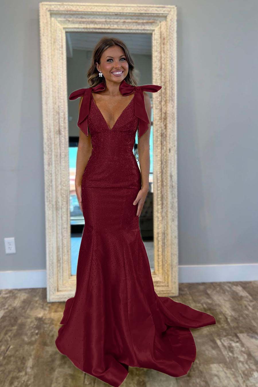 Straps V Neck Sleeveless Long Mermaid Prom Dress With Beading