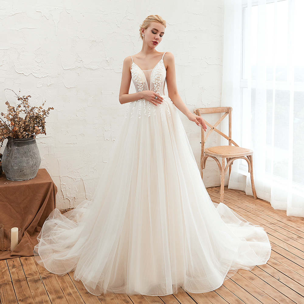 BMbridal Chic Spaghetti Straps V-Neck Ivory Tulle Wedding Dresses with Appliques
