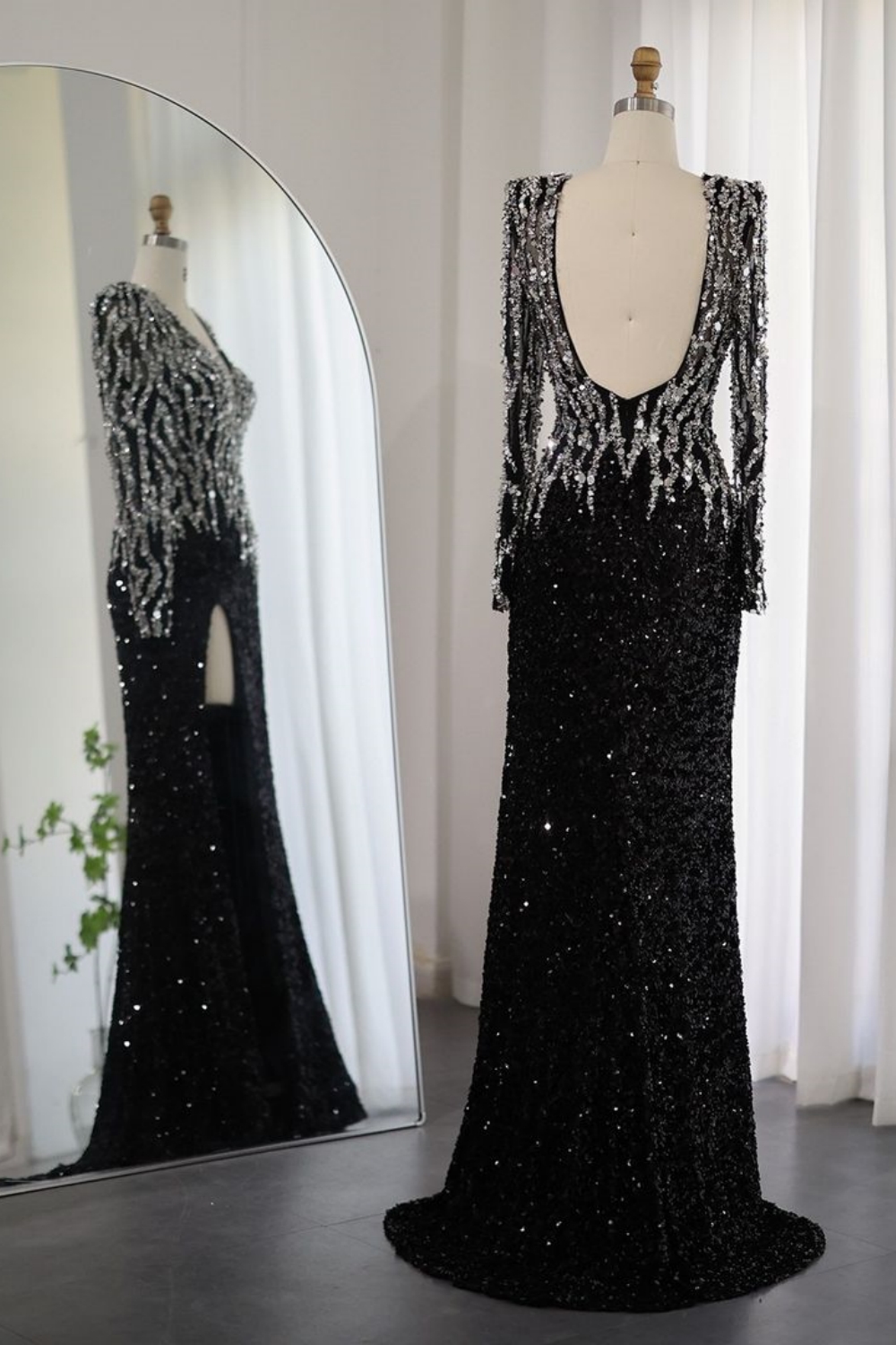 Bmbridal Black FLoor-Length Long Sleeves V-Neck Prom Dresses with Beadings-BMbridal