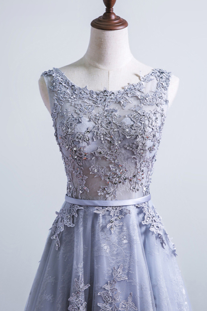 BMbridal Elegant Jewel Tulle Lace Prom Dresses Sleeveless Appliques Ruffles Party Dresses On Sale