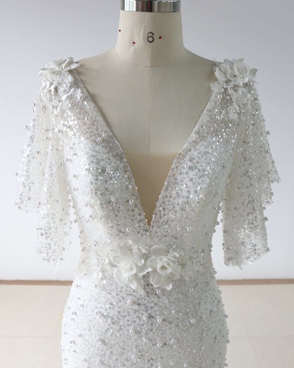 BMbridal Elegant Stunning Sequins White Tulle Wedding Dress Sweep Train Mermaid Short Sleeve Bridal Gowns On Sale-BMbridal