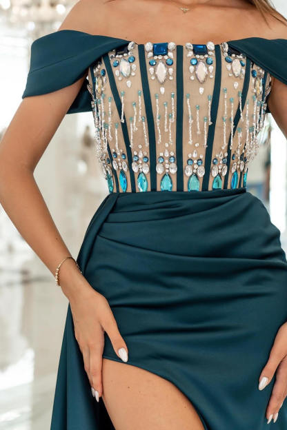 Amazing Mermaid Off-the-shoulder Sleeveless Rhinestone Satin Prom Dress With Splites