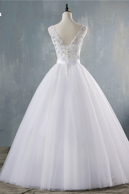 BMbridal Chic Starps V-Neck Beadings Tulle Wedding Dress Sleeveless Appliques Bridal Gowns with Rhinestones-BMbridal