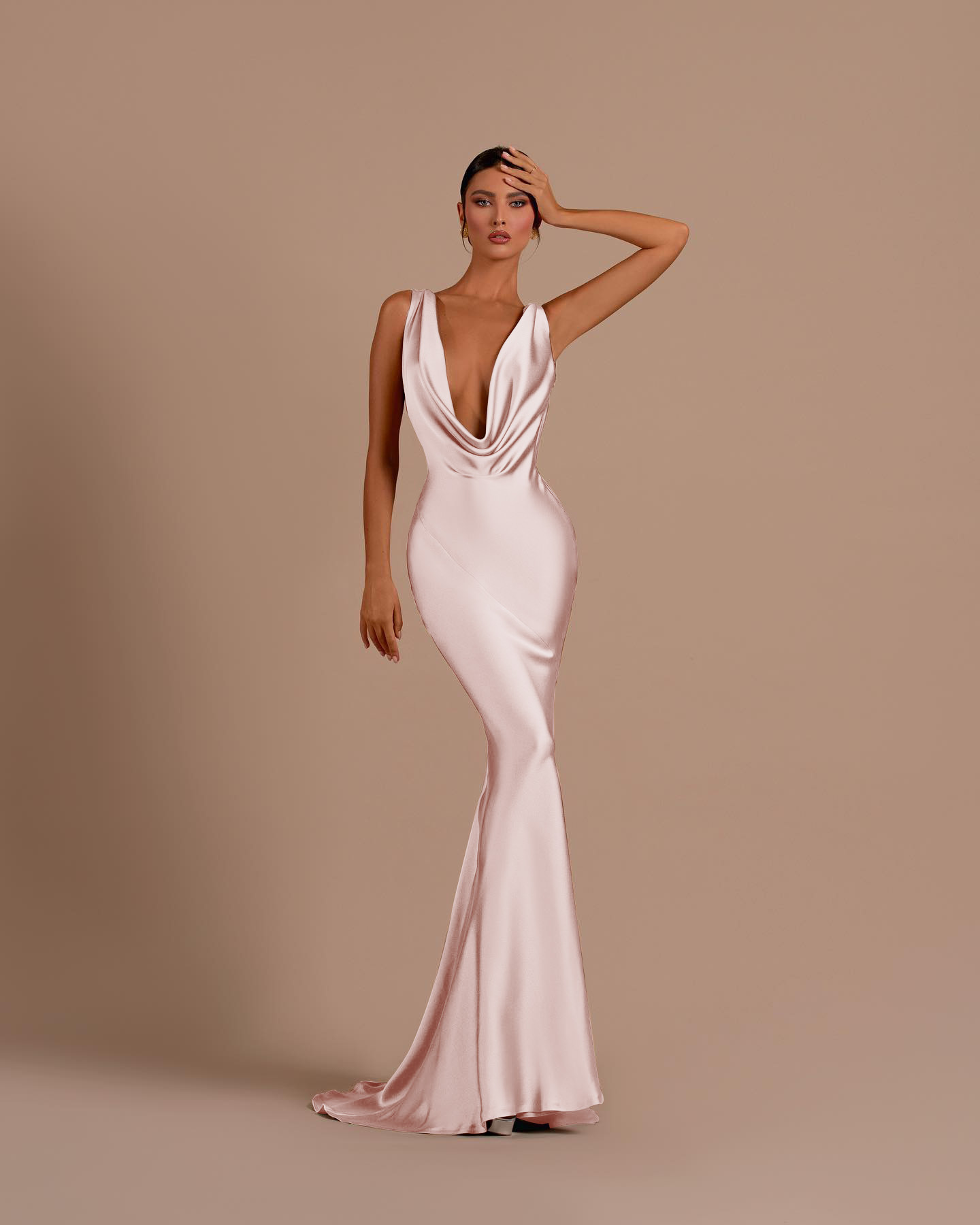 Black Deep V Neck Sleeveless Mermaid Long Prom Dress With Pleated