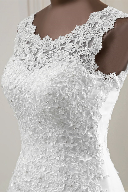 BMbridal Glamorous Jewel Lace Beading Wedding Dresses Sleeveless Appliques Mermaid Bridal Gowns
