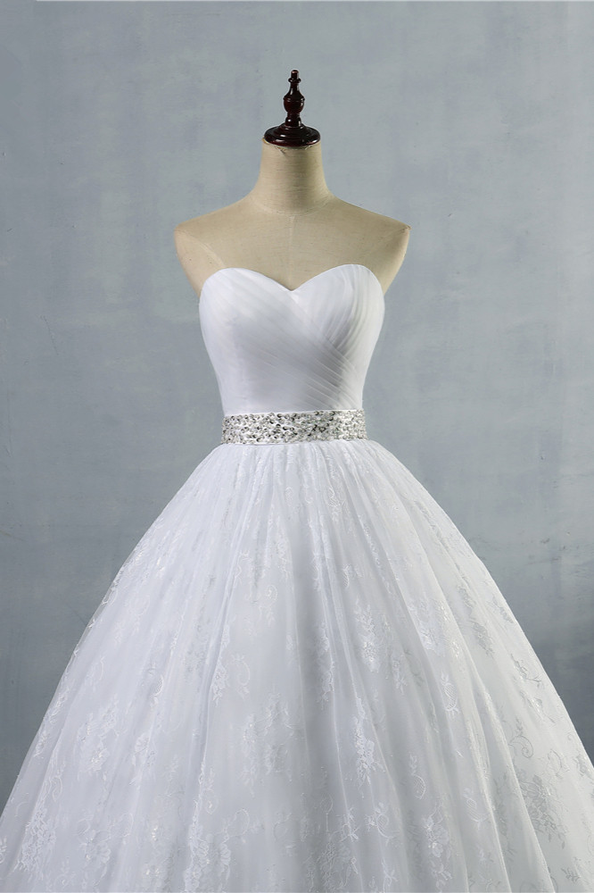 BMbridal Stylish Tulle Appliques Ball Gown Wedding Dresses Sweetheart Sleeveless Bridal Gowns with Beading Sash-BMbridal