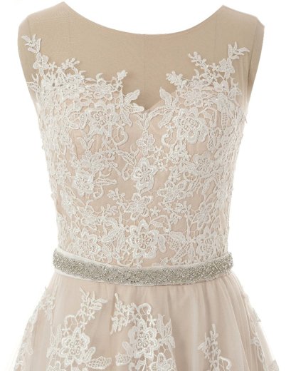 BMbridal Glamorous Creamy Tulle Round Neck Long Wedding Dress White Lace Applique Bridal Gowns On Sale-BMbridal