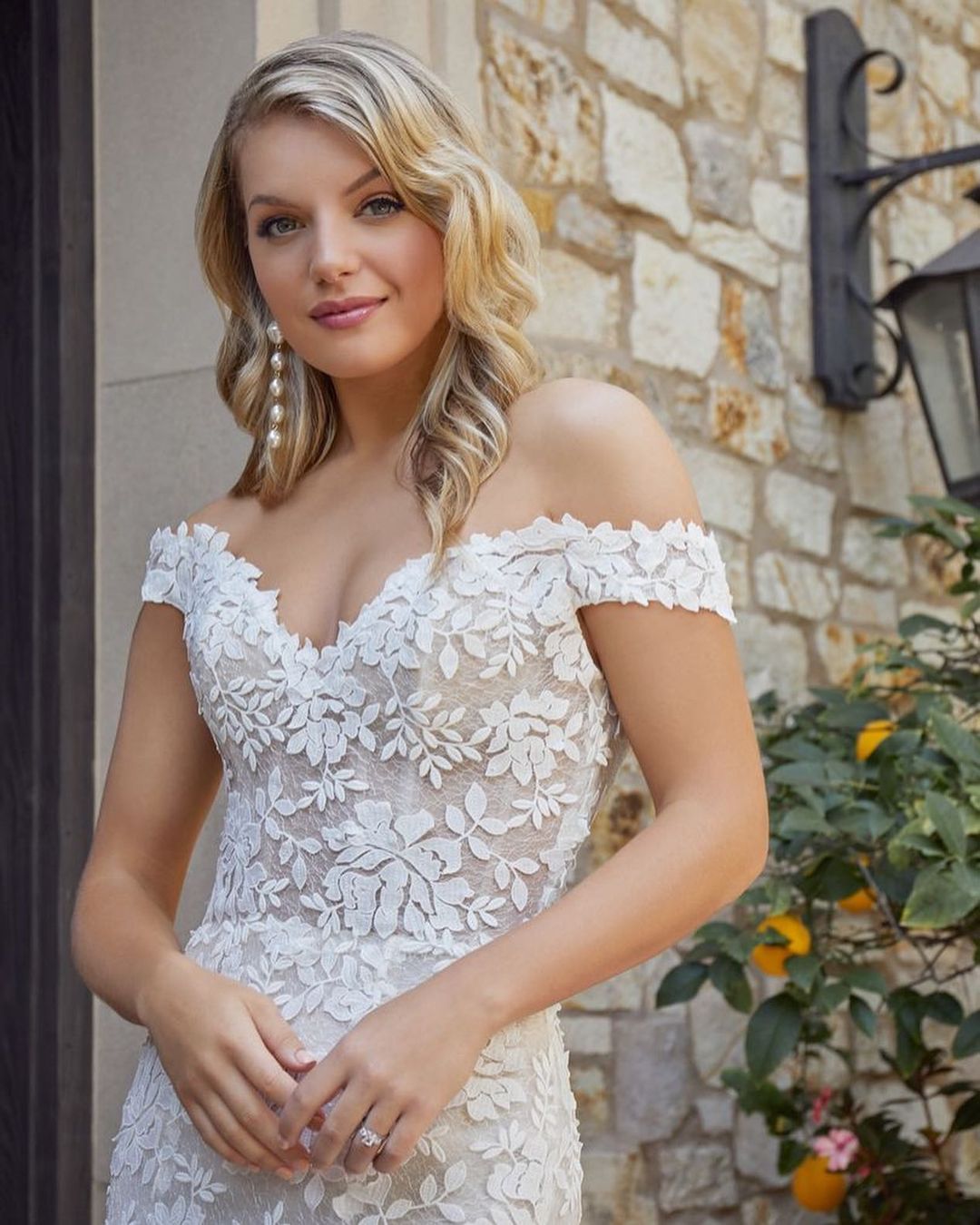 BMbridal Lace Appliques Wedding Dress Mermaid Off-the-Shoulder-BMbridal