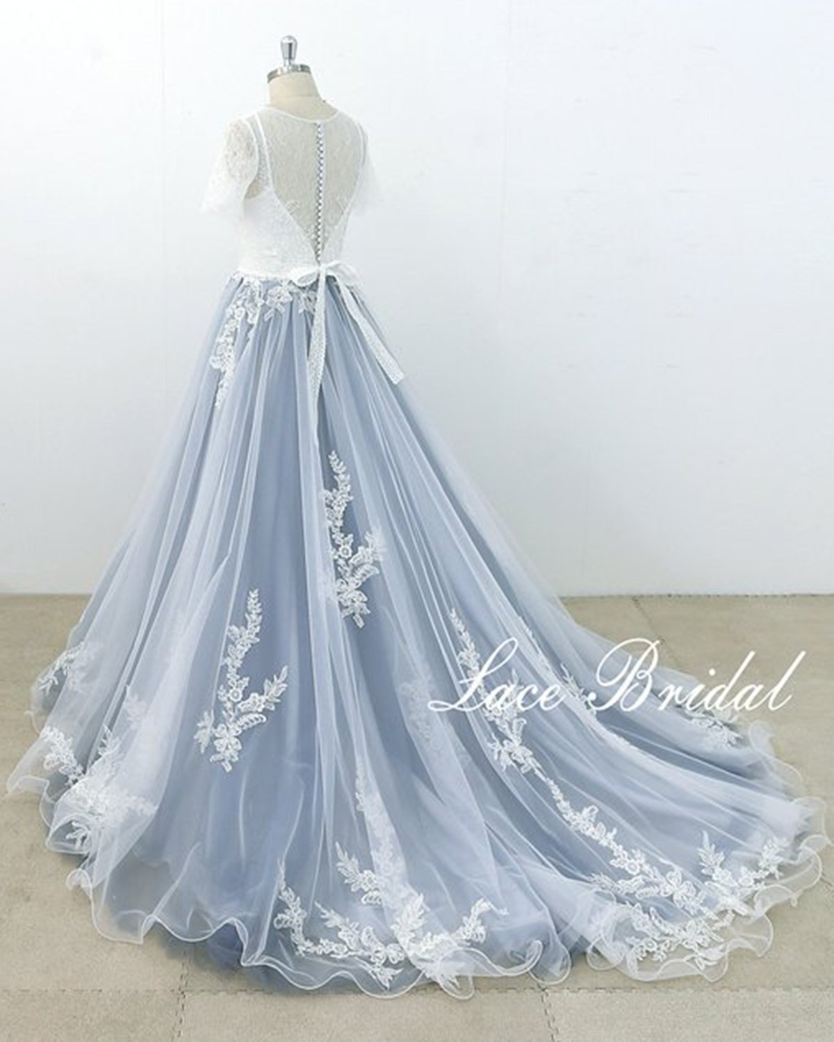 BMbridal AffordableBlue Gray Tulle Ivory Lace Wedding Dress Short Sleeve Beach Bridal Gowns On Sale