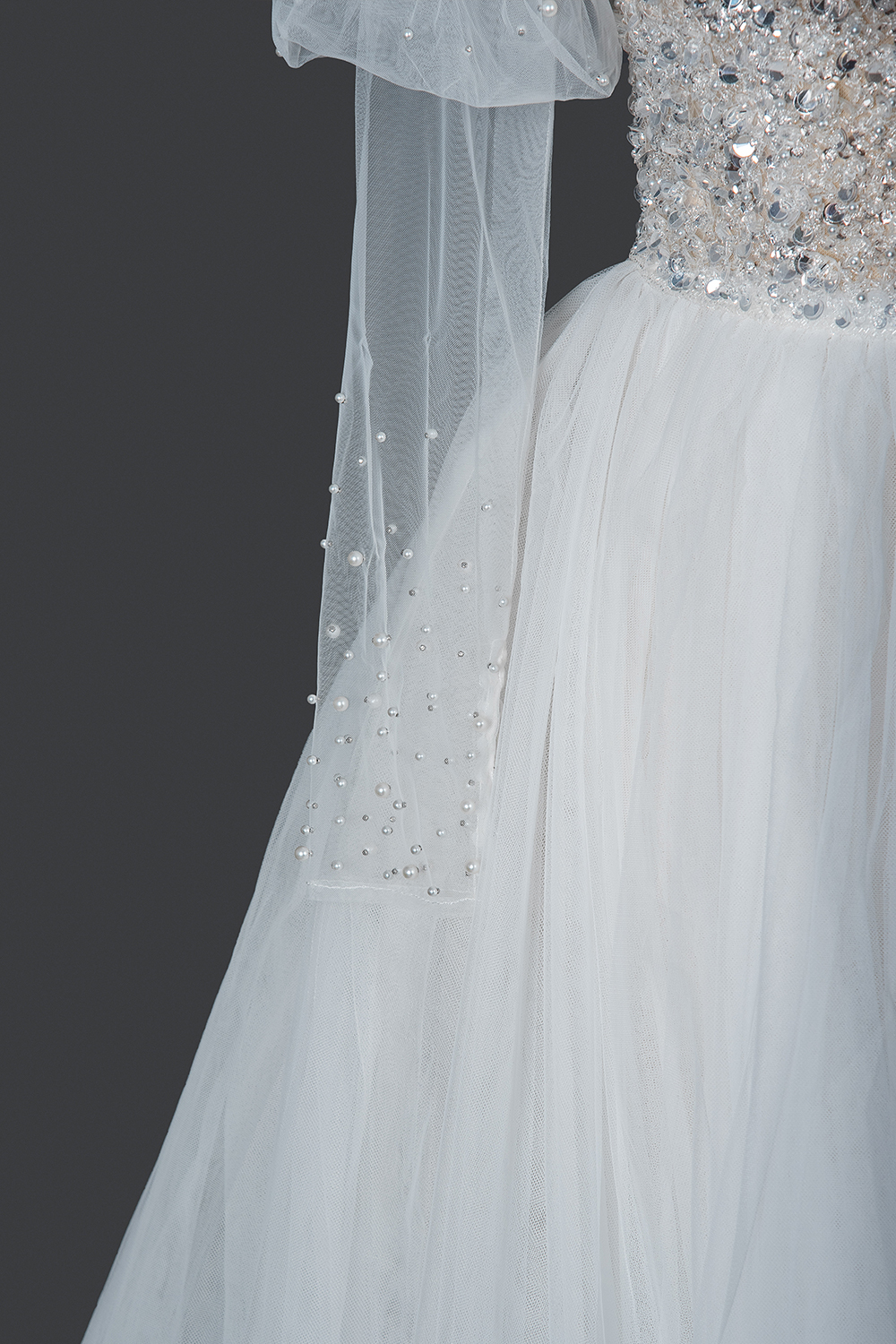 Bmbridal Sheer Long Sleeves Ball Gown Wedding Dress Tulle With Beads-BMbridal