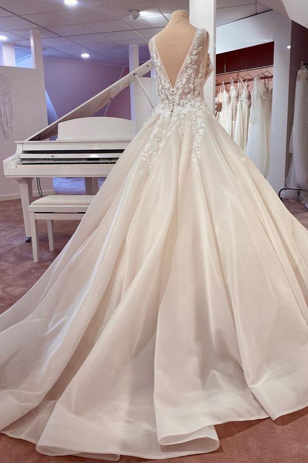 Bmbridal Lace Wedding Dress Princess V-Neck Sleeveless With Appliques-BMbridal