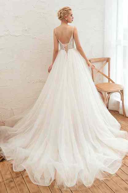BMbridal Chic Spaghetti Straps V-Neck Ivory Tulle Wedding Dresses with Appliques