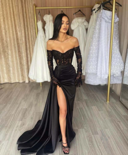 Elegant Long Black Off-the-shoulder Lace Mermaid Prom Dress With Slit-BMbridal.com