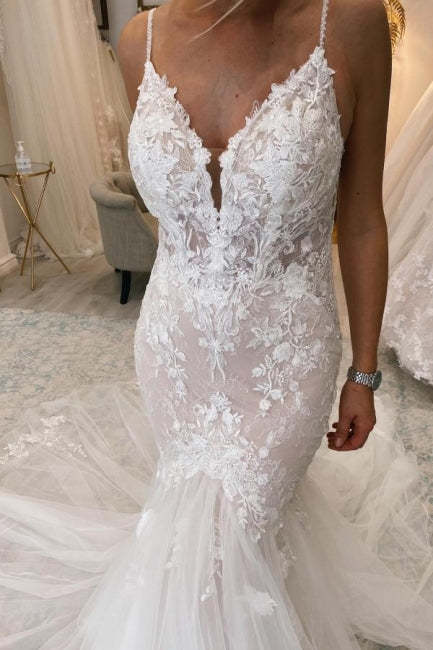 Elegant Long Mermaid V-neck Sleeveless Wedding Dresses With Lace-BMbridal.com