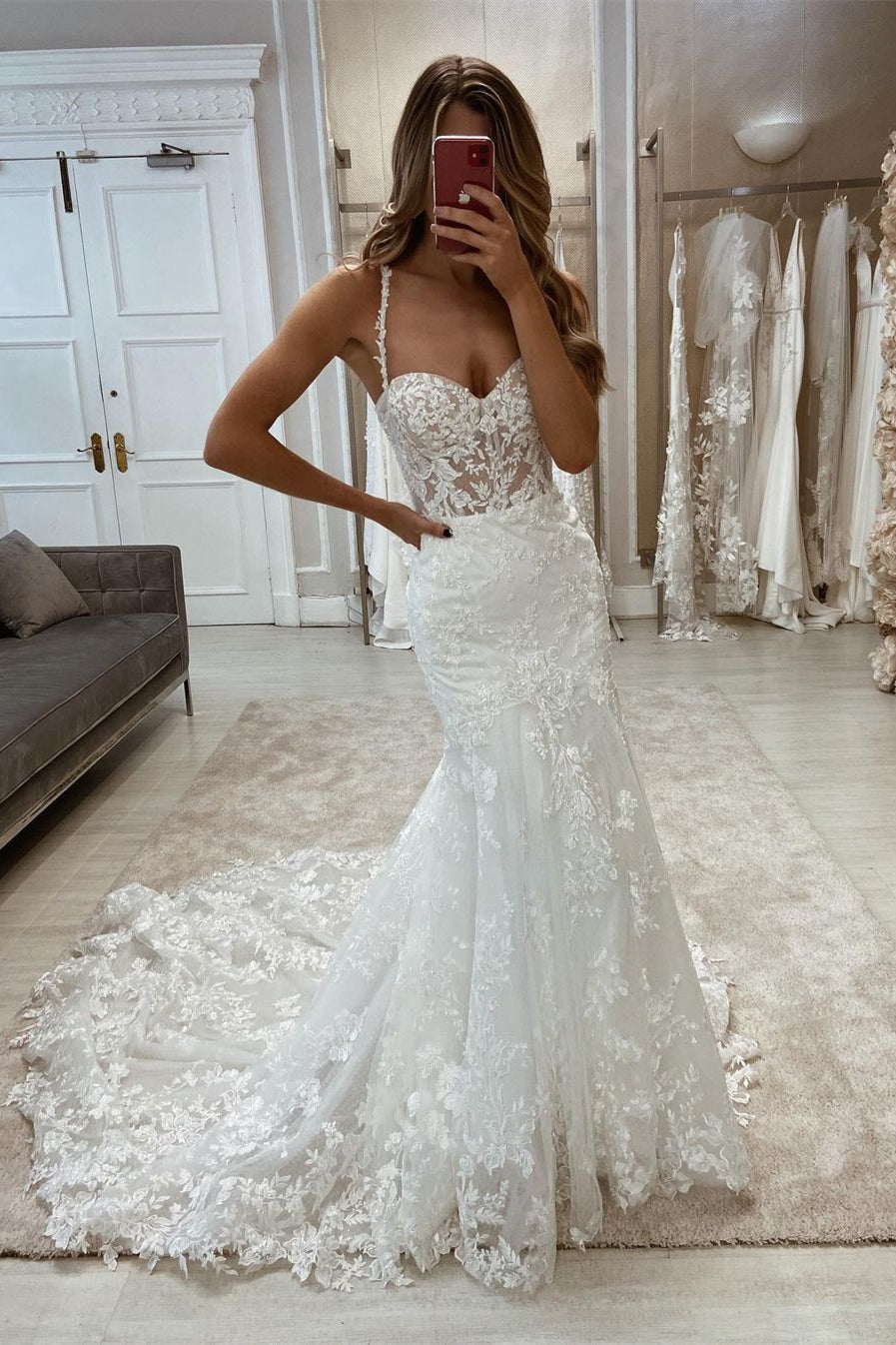 Elegant Mermaid Appliques Sleeveless Wedding Dress With Lace-BMbridal.com