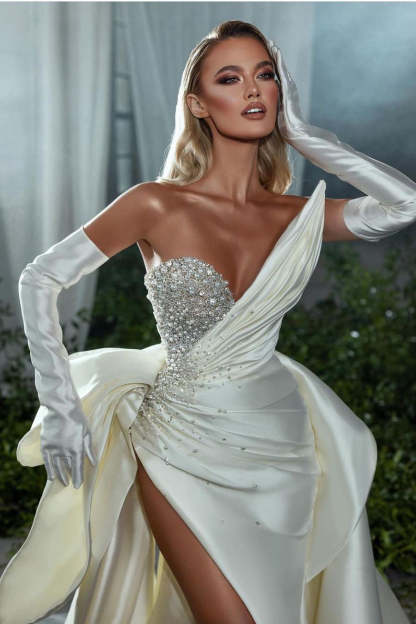 Elegant White V-neck Beading Sleeveless A-line Wedding Dress With Slit-BMbridal.com