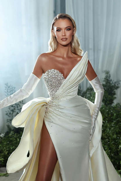 Elegant White V-neck Beading Sleeveless A-line Wedding Dress With Slit-BMbridal.com