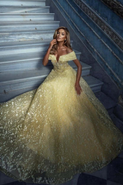 Elegant Yellow Off-the-shoulder Sleeveless A-Line Floor-Length Tulle Prom Dresses-BMbridal.com