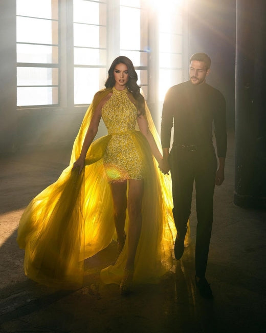 Extravagant Long Gold Sleeveless Prom Dresses With Detachable Train-BMbridal.com