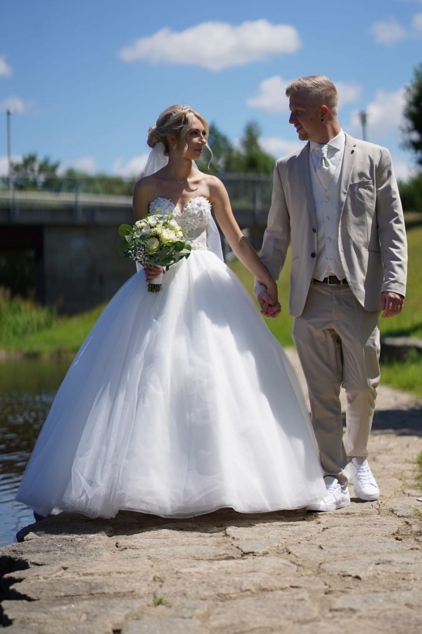 Bmbridal White Princess Wedding Dress Sweetheart Long On Sale-BMbridal