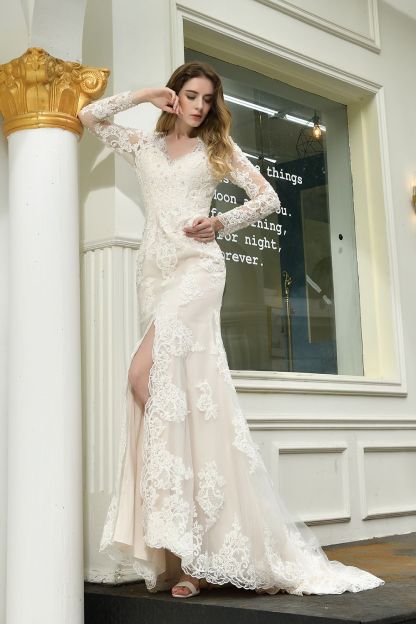 BMbridal Exquisite Sheath V-Neck Long Sleeves Wedding Dress With Slit