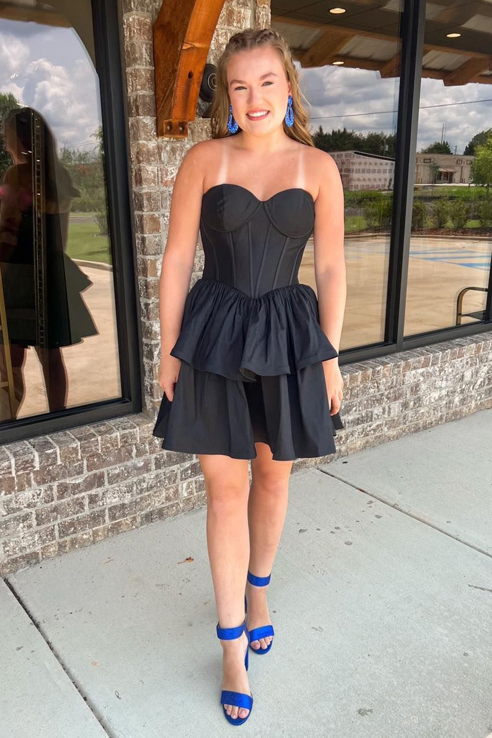 Black Corset Sweetheart A-Line Tiered Satin Short Homecoming Dress-BMbridal