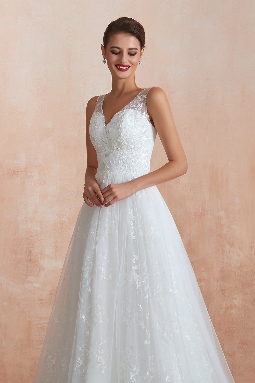 BMbridal Affordable V-Neck Tulle Lace Long White Wedding Dresses Online