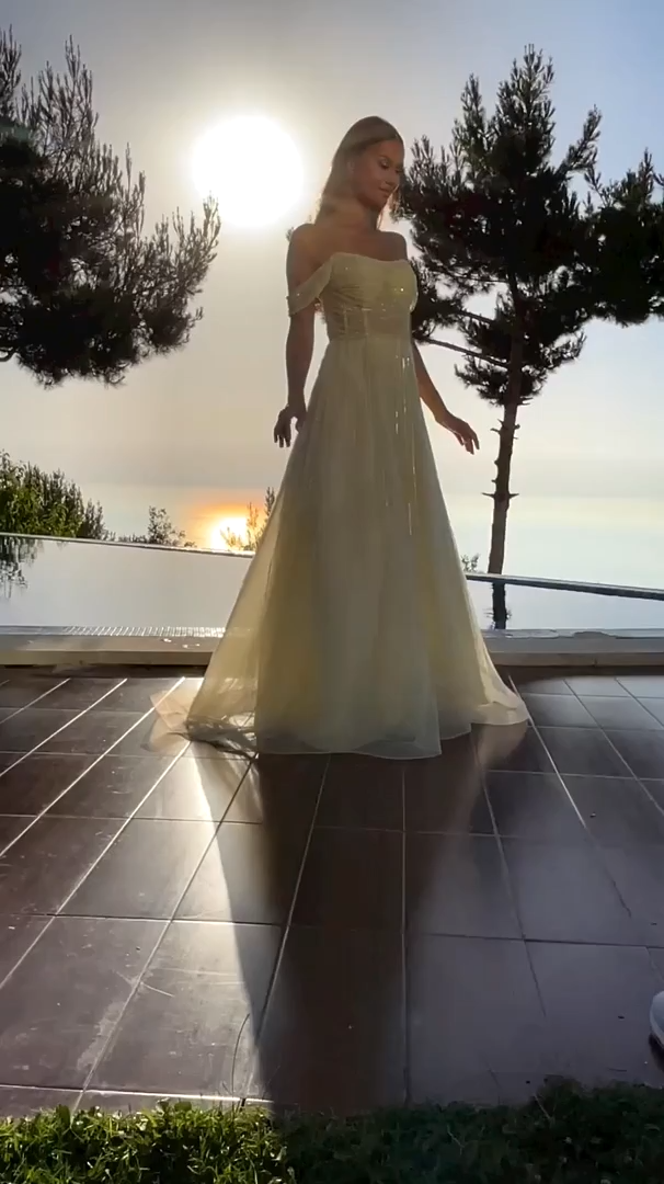 Beautiful Yellow Off-the-shoulder Sequined A-line Prom Dress