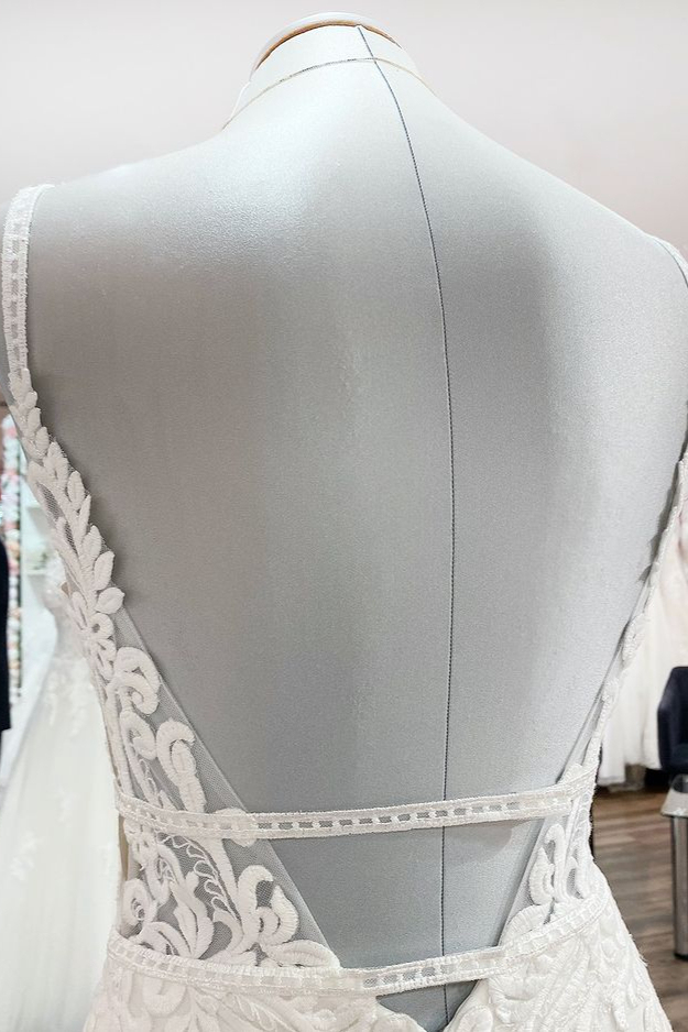 Vintage Open Back Long Mermaid V-Neck Satin Wedding Dress with Lace Appliques