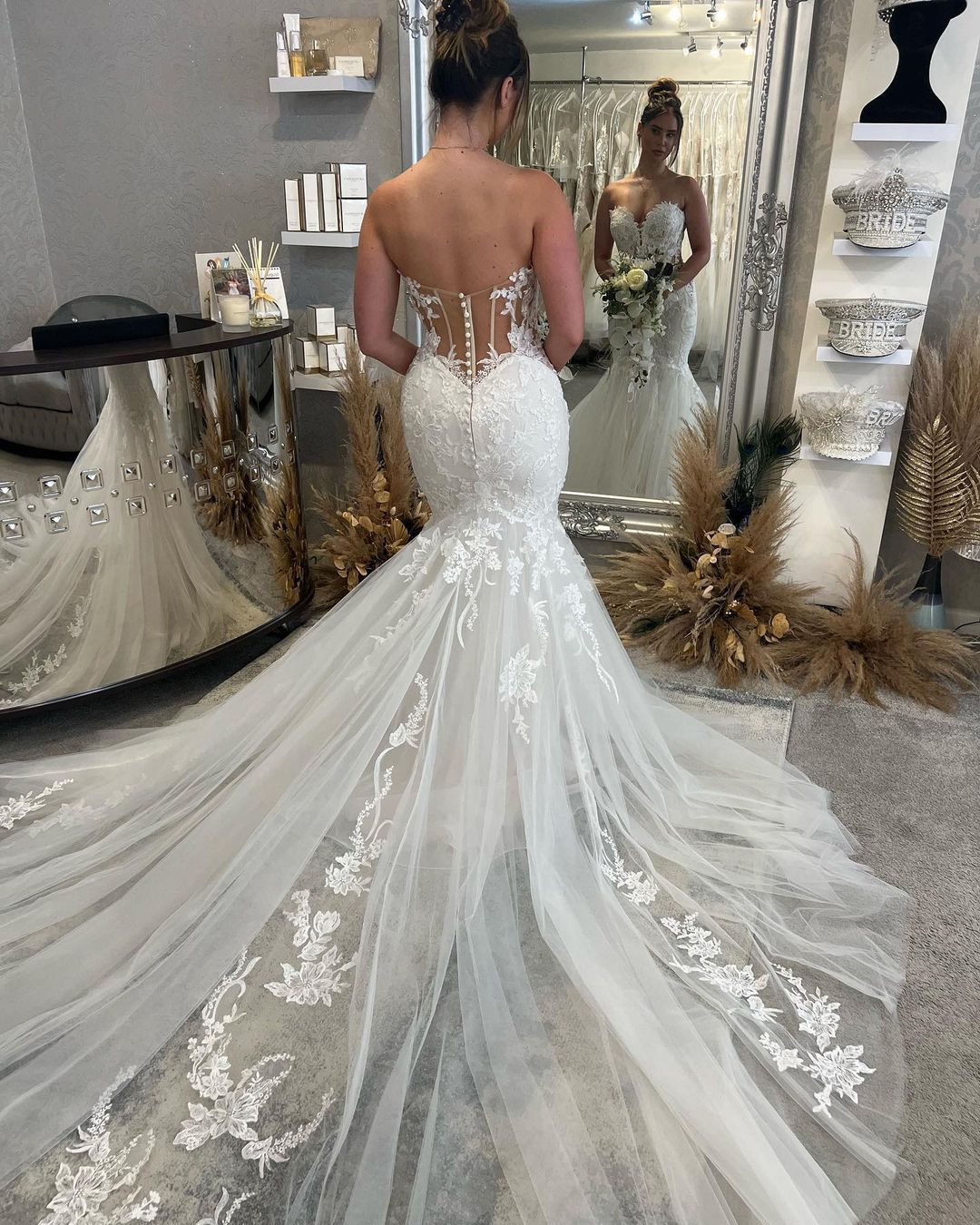 Fabulous Floor Length Sweetheart Sleeveless Mermaid Wedding Dress with Lace-BMbridal.com