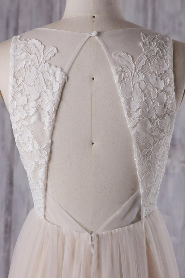 BMbridal Elegant A-line Tulle Lace Wedding Dress V-neck Appliques Ruffles Bridal Gowns On Sale-BMbridal