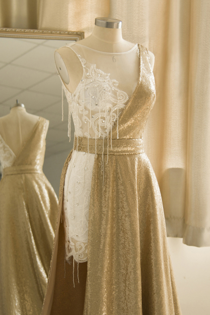 BMbridal Stylish Jewel Gold Sequined A-Line Prom Dresses Sleeveless White Appliques Evening Dress with Beadings-BMbridal