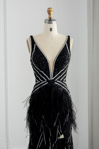 Bmbridal Black Floor-Length V-Neck Sleeveless Prom Dresses with Appliques