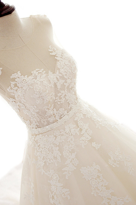 BMbridal Stylish Jewel A-Line Tulle Ivory Wedding Dress Appliques Sleeveless Bridal Gowns with Beading Sash Online-BMbridal