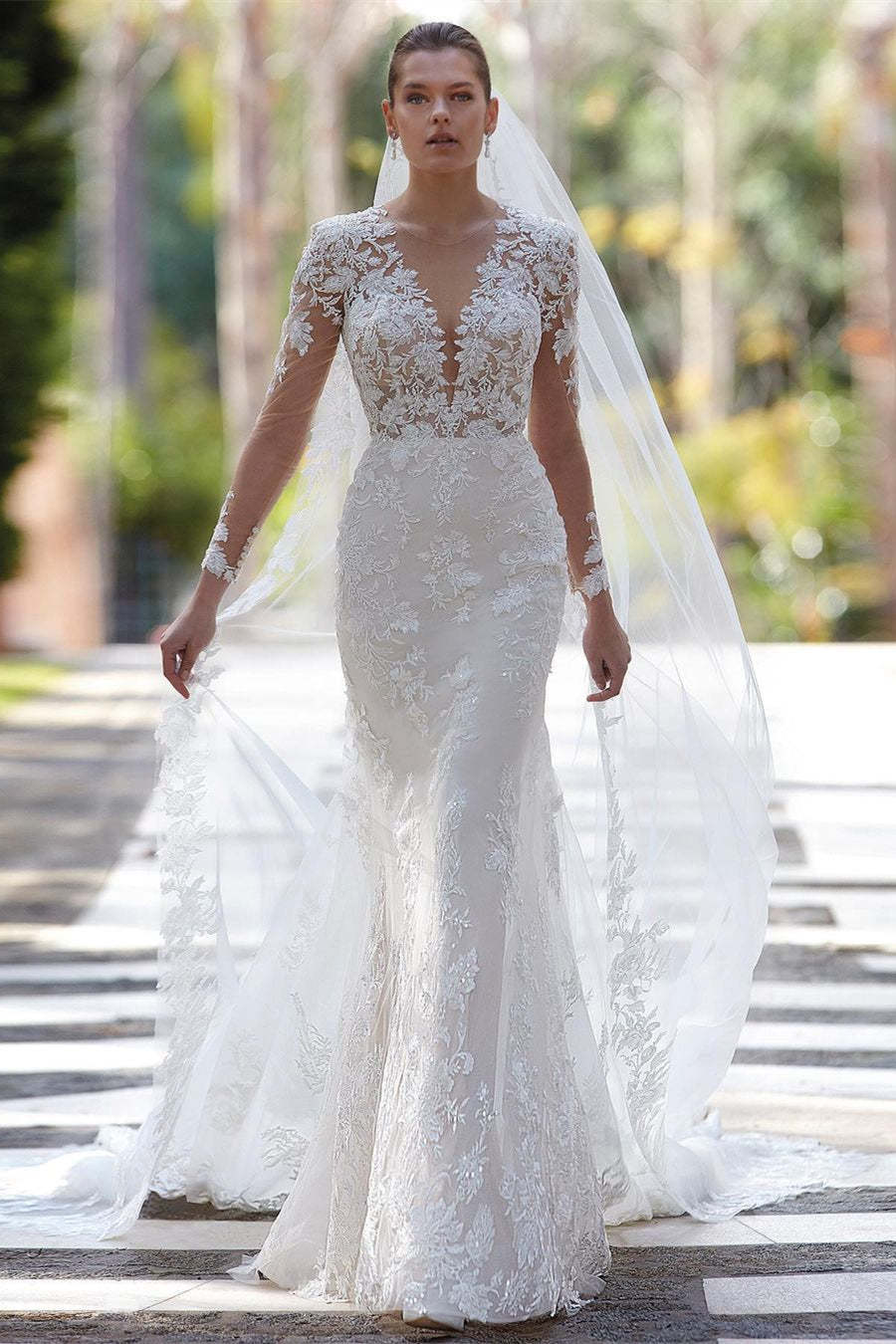 Glamorous V-neck Mermaid Appliques Long Sleeves Wedding Dress With Lace-BMbridal.com
