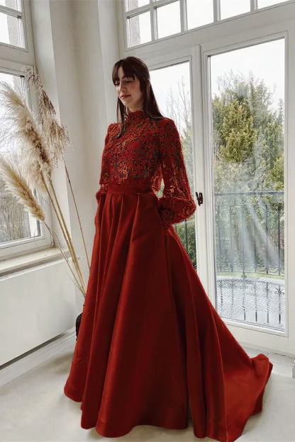 Bmbridal Long Sleeves Bridal Dress Lace Satin Skirt With Pockets-BMbridal