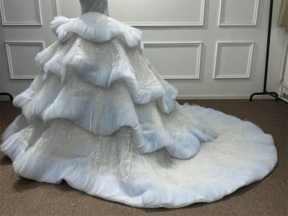 [Copy]Glamorous Wide Strap Open Back Mermaid Wedding Dress with Lace Appliques