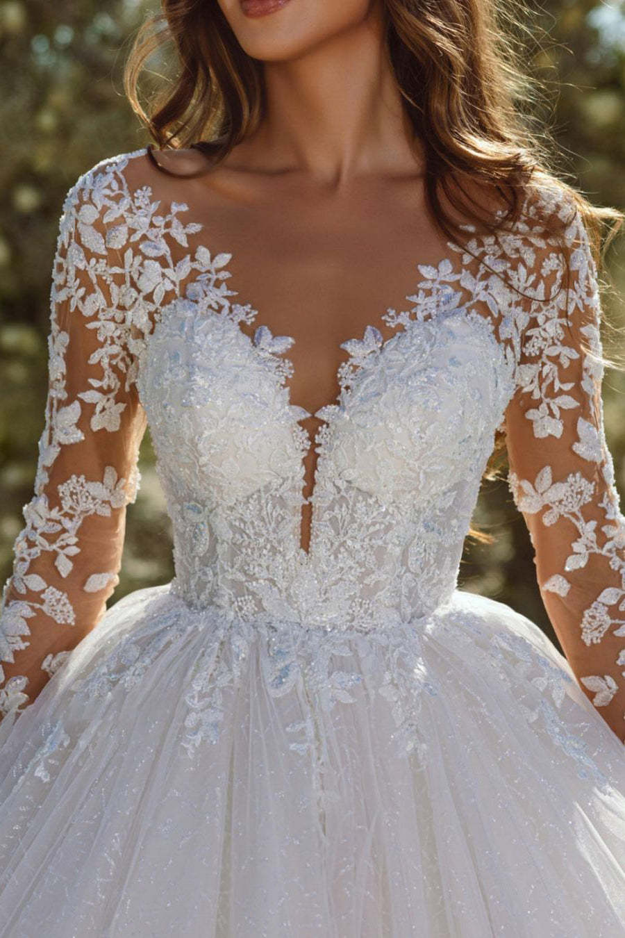 Modern A-line Lace Tulle Appliques Wedding Dress With Long Sleeves-BMbridal.com