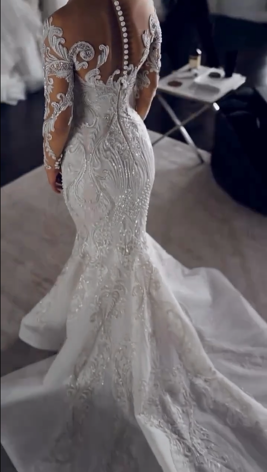 Luxury Mermaid Wedding Dress with Lace Appliques