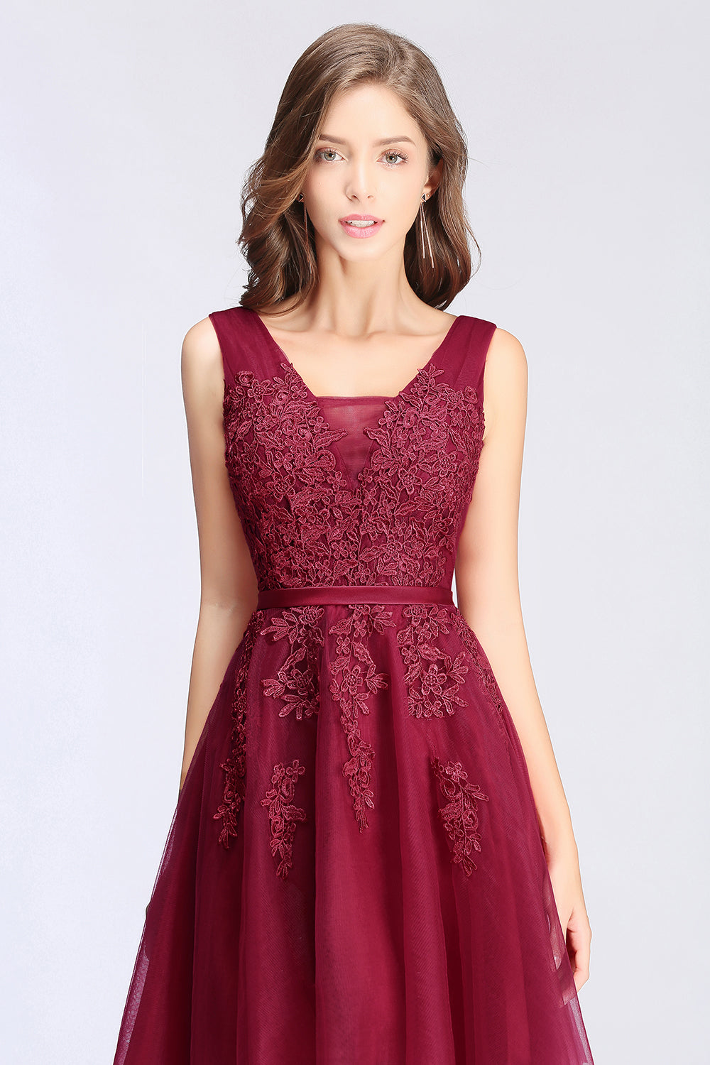 Sleeveless Appliques Tulle Lace V-Neck Knee Length Dress-BMbridal