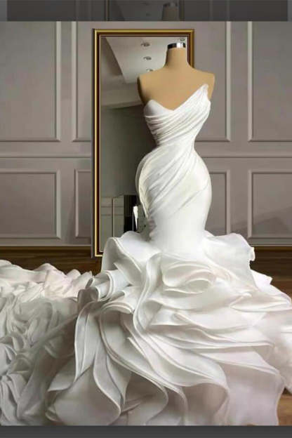Stunning Strapless Organza Tiered Piping Mermaid Wedding Dress-BMbridal.com