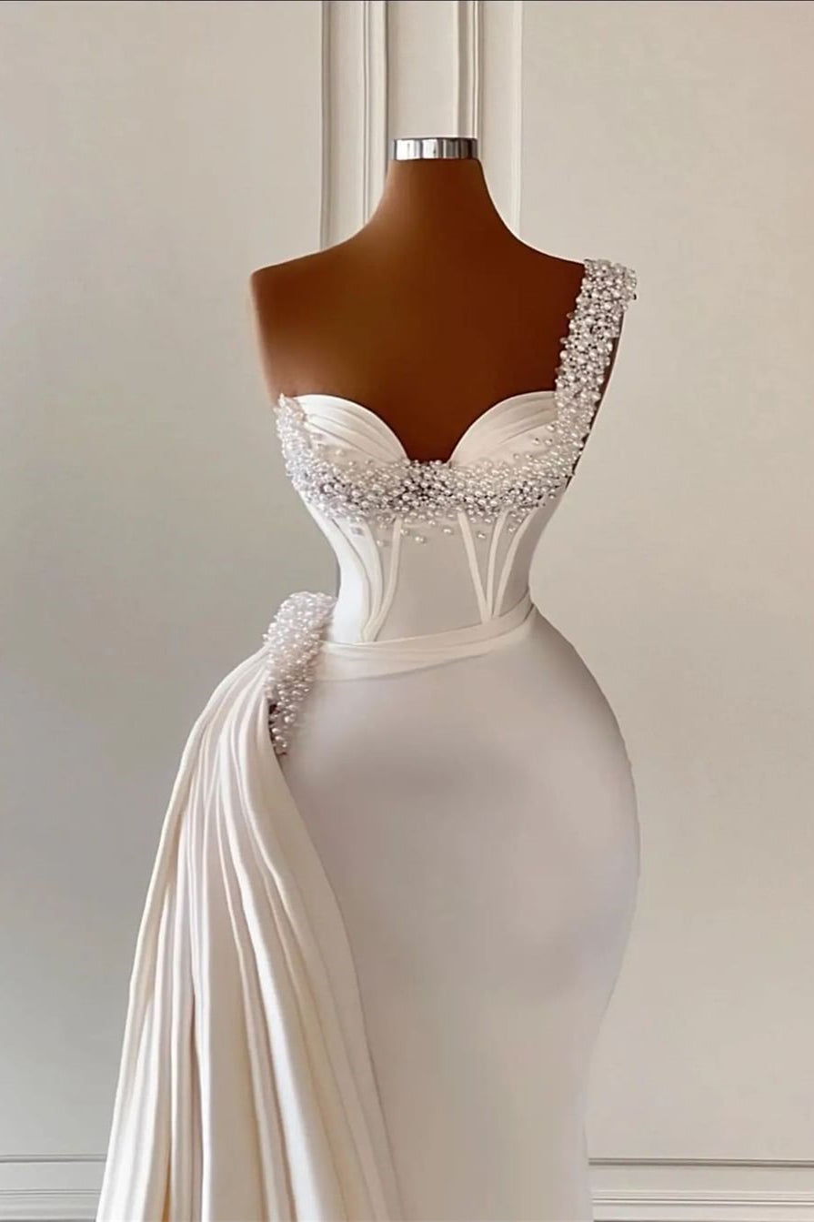 Unique Ivory One-Shoulder Sweetheart Sleeveless A-line Wedding Dresses With Beads-BMbridal