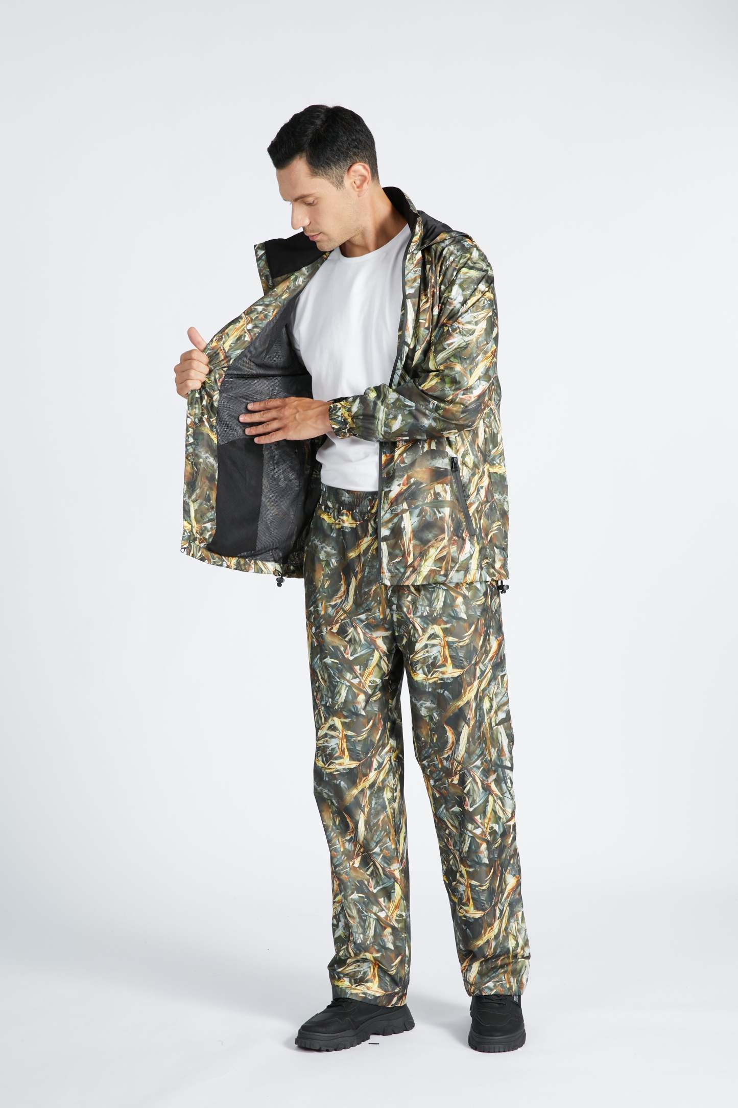 SWISSWELL Men's Lightweight Waterproof Raincoat Jacket- ZPK000806|Swisswell