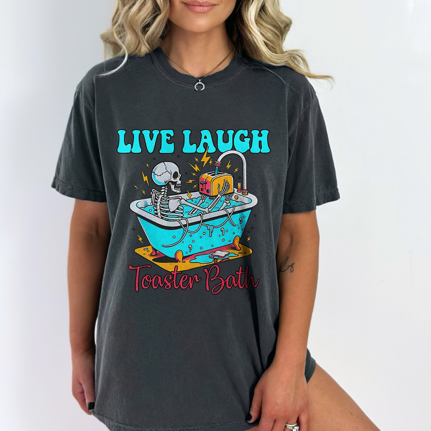 Live Laugh Toaster Bath T-shirt