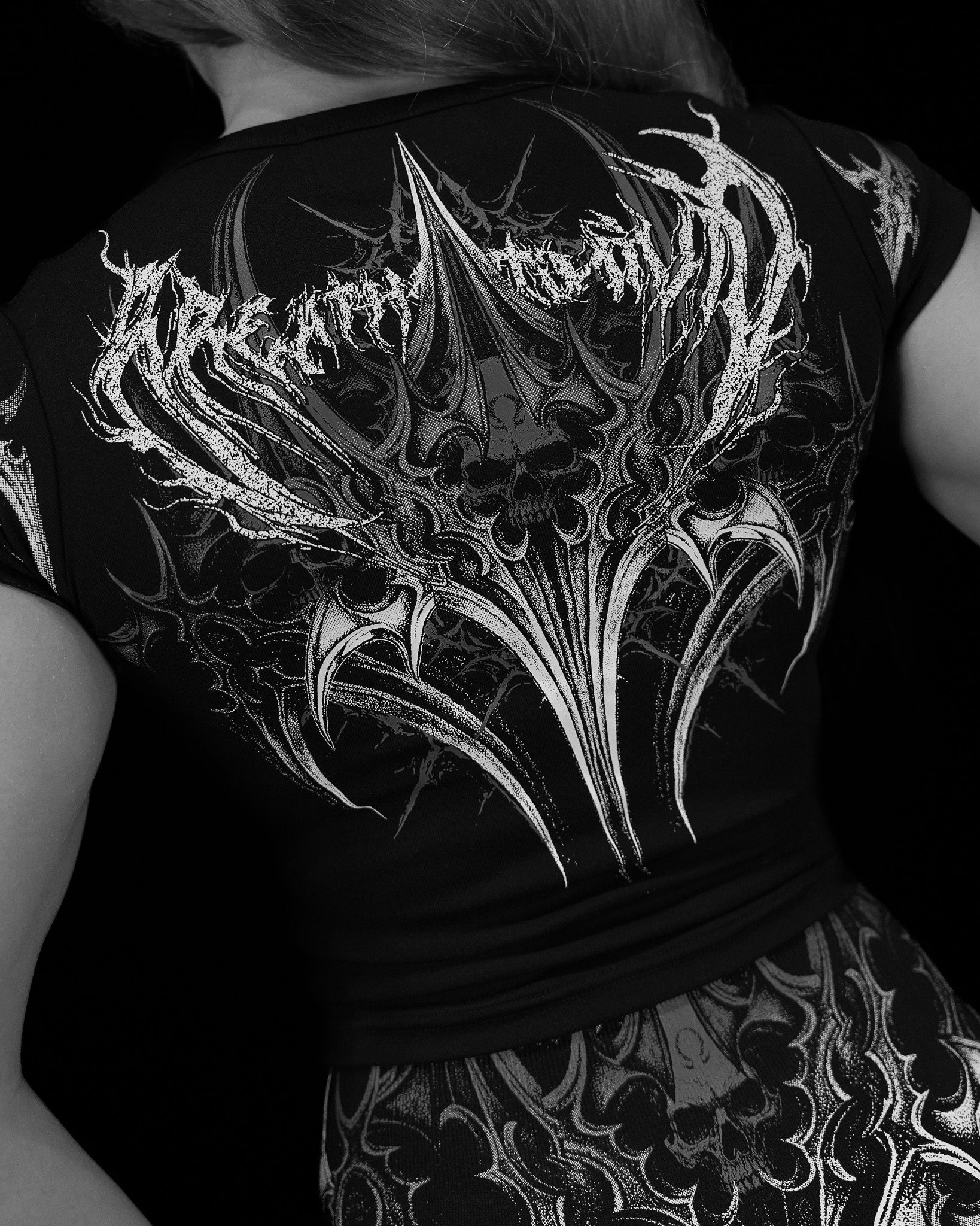 Womens Valkyrie Baby Tee VOID BLACK