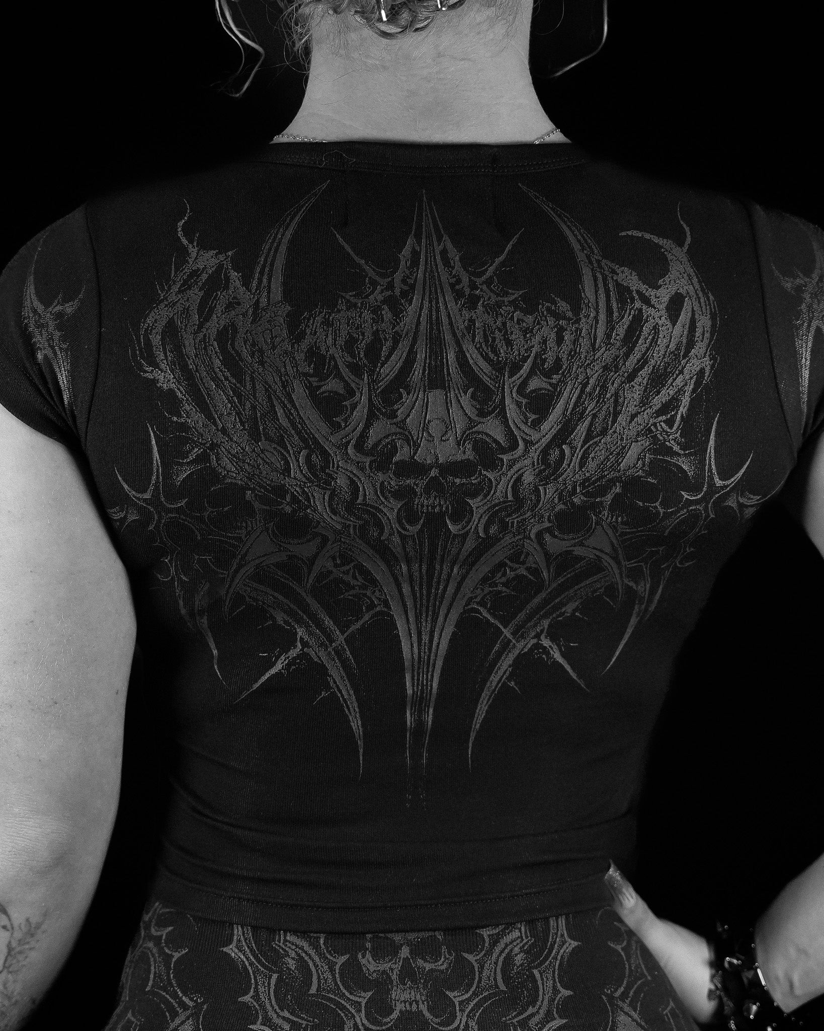 Womens Valkyrie Baby Tee DARKNESS